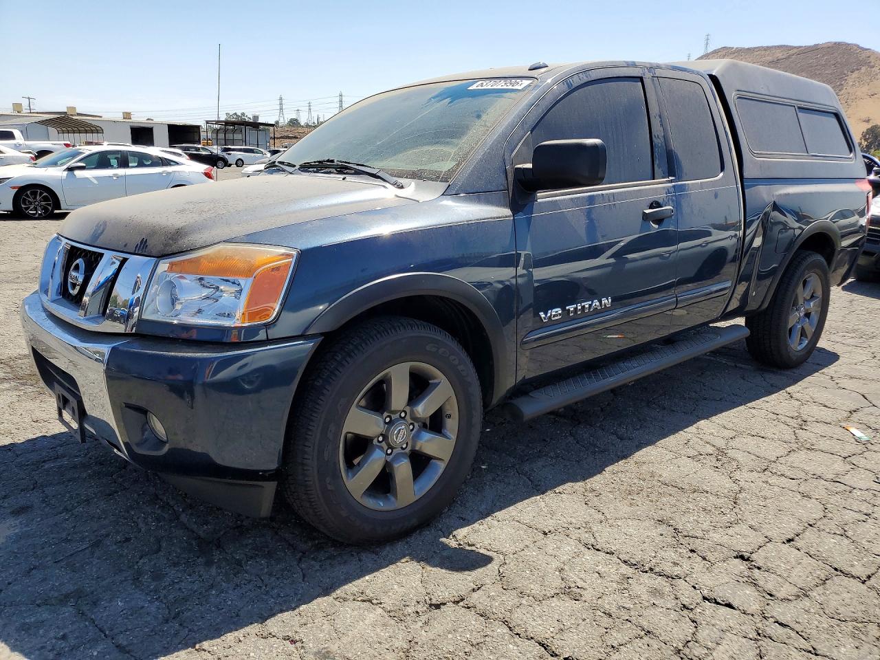 2015 Nissan Titan SV, VIN 1N6BA0CA2FN513205 — Rear end