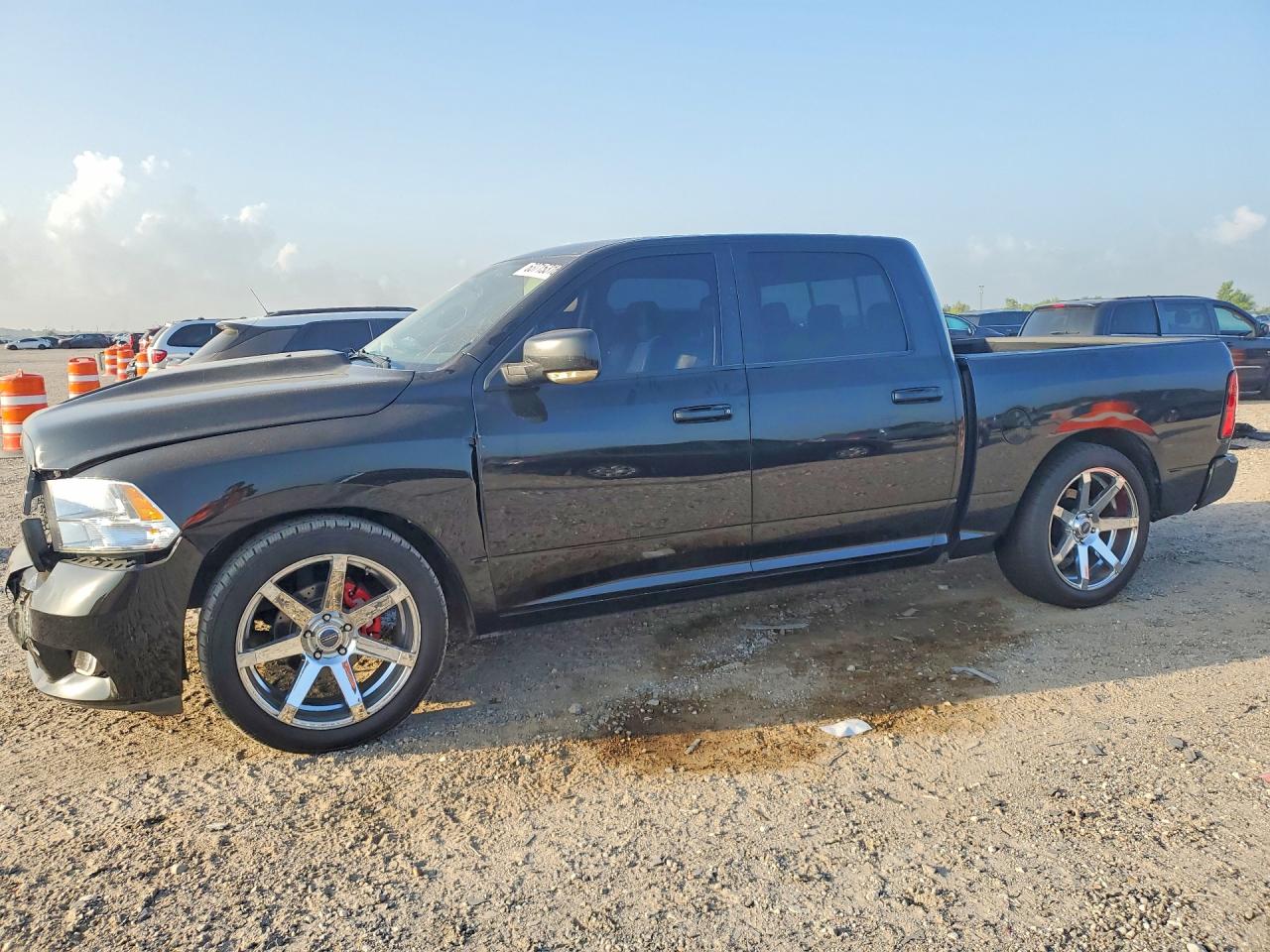2009 Dodge 1500 SLT, VIN 1D3HB13T99S793090 — Front end