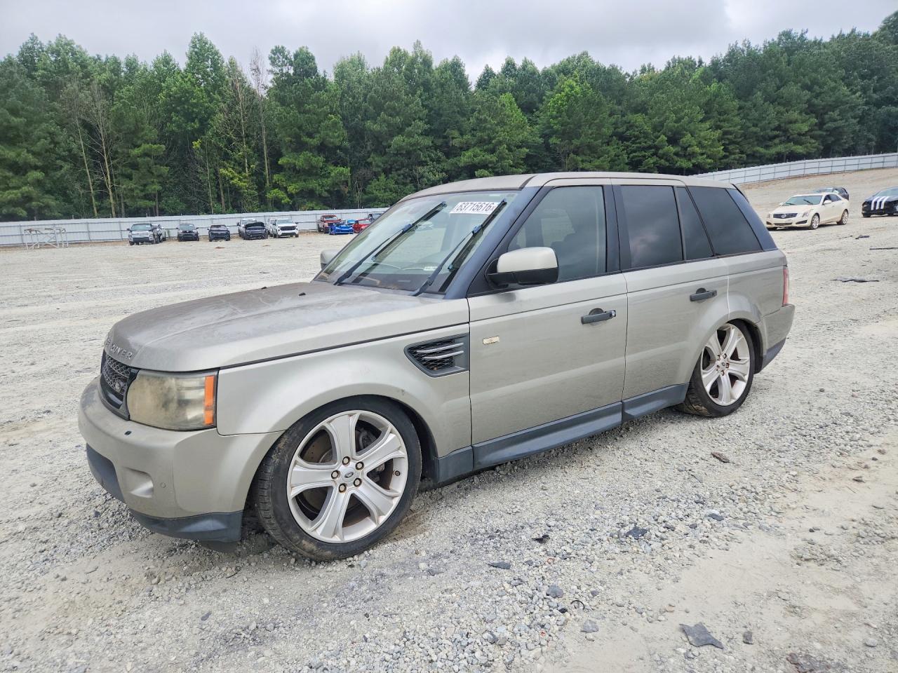 2011 Land Rover Range Rover Sport HSE Lux, VIN SALSK2D49BA714923 — Minor dents and scratches