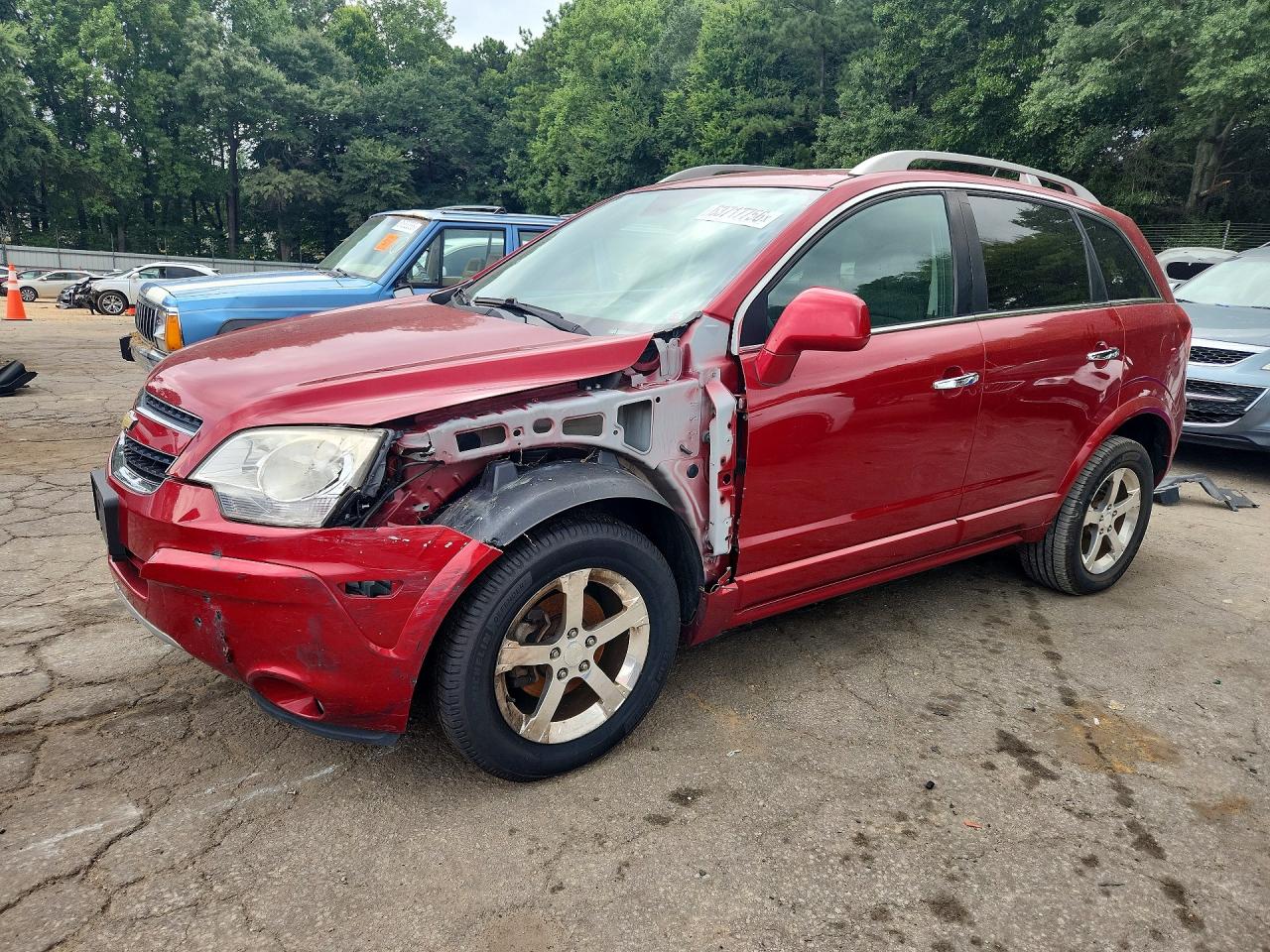 2013 Chevrolet Captiva Sport LT, VIN 3GNAL3EK0DS634888 — Front end