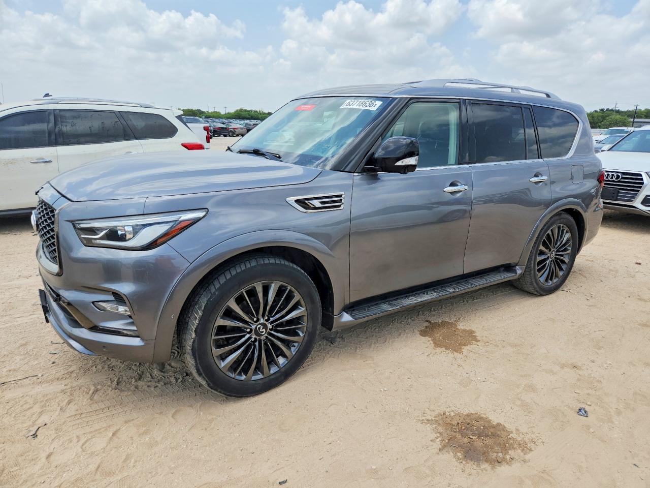 2021 Infiniti QX80 Premium Select, VIN JN8AZ2AF3M9720407 — Minor dents and scratches