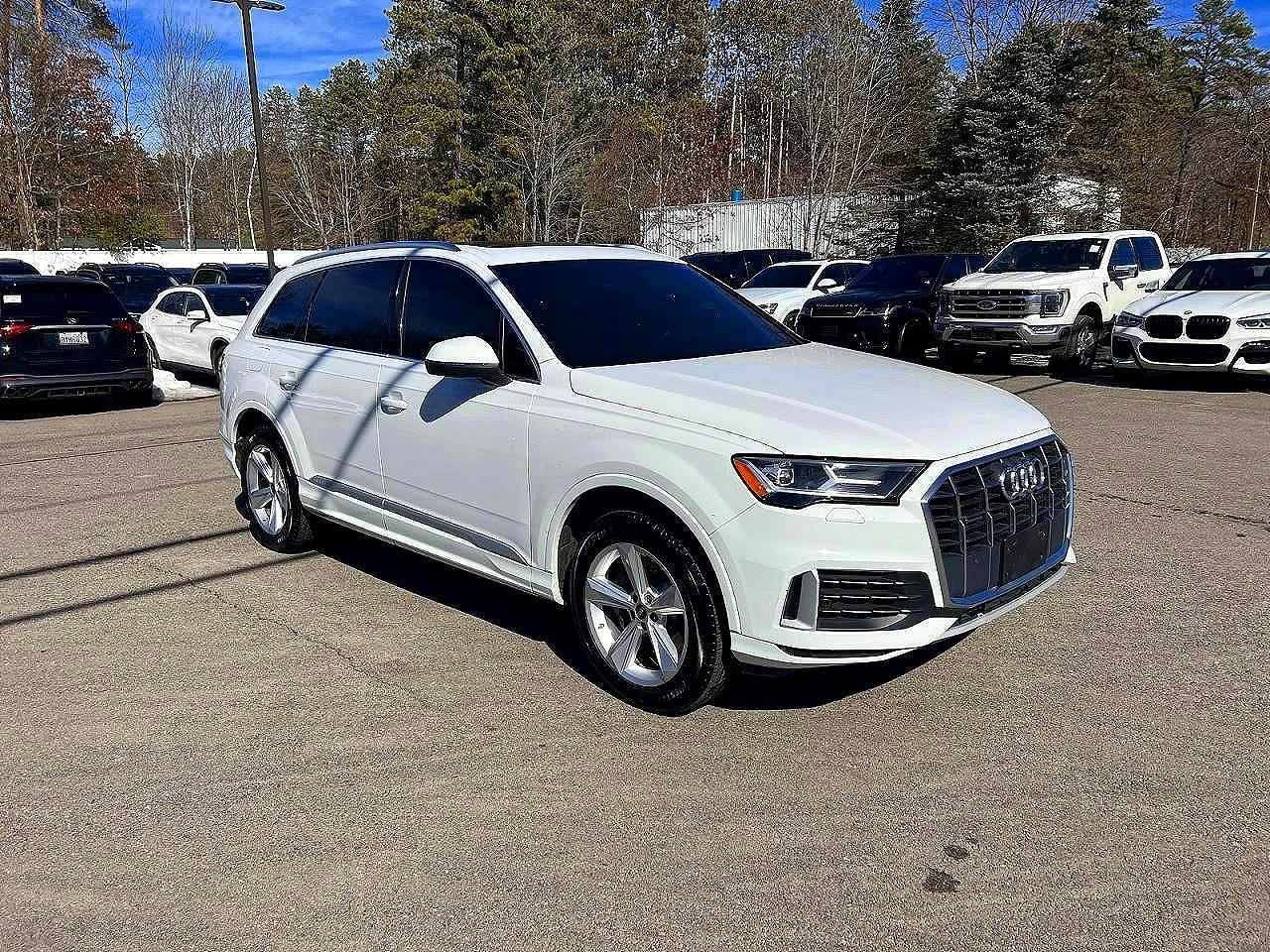 2023 Audi Q7 Premium, VIN WA1ACBF70PD010097 — Мелкие вмятины и царапины