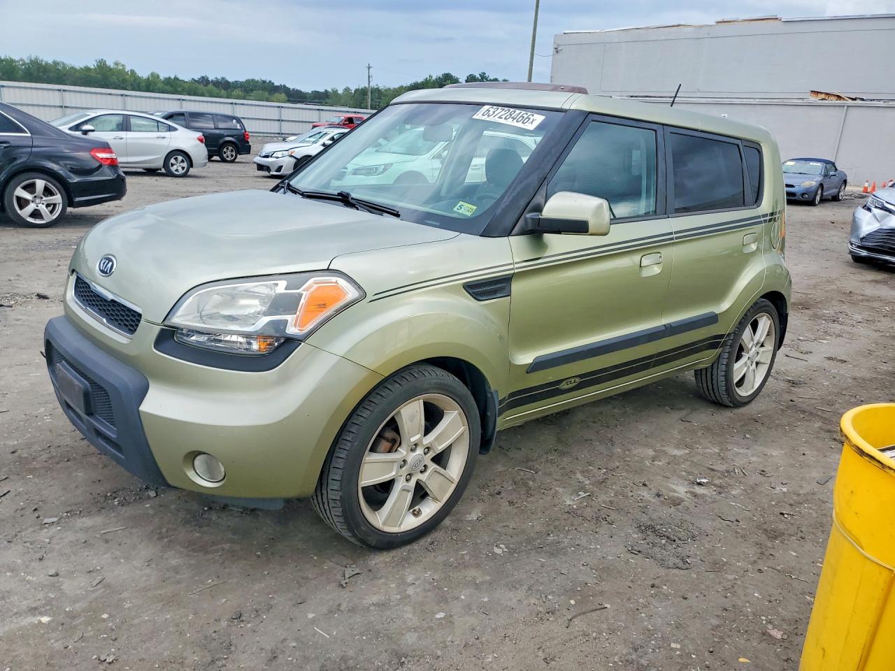 2010 Kia Soul +, VIN KNDJT2A28A7065761 — Vandalism