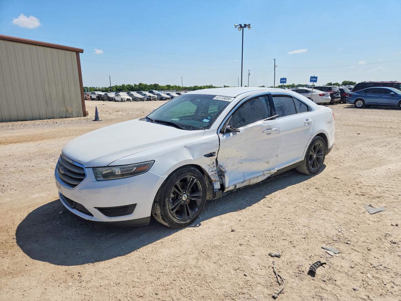 2018 Ford Taurus SE, VIN 1FAHP2D87JG133296 — Side