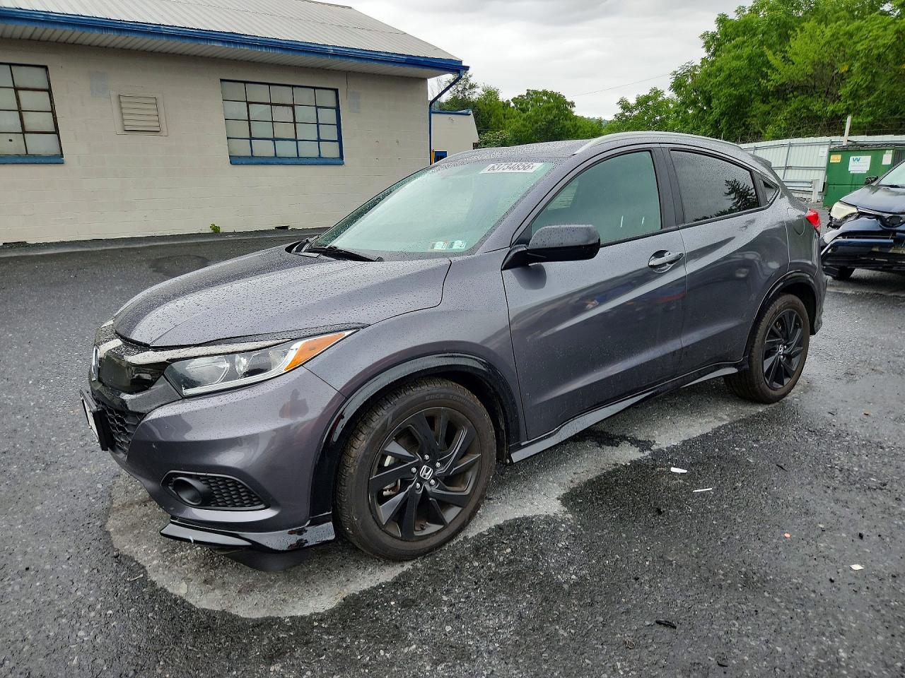 2021 Honda HR-V Sport, VIN 3CZRU5H13MM702607 — Перед