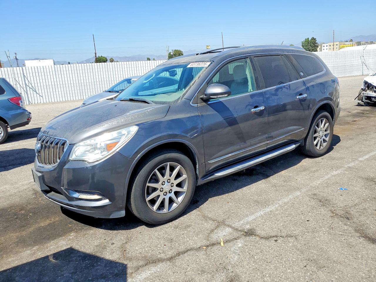 2014 Buick Enclave Leather, VIN 5GAKRBKD4EJ115312 — Front end