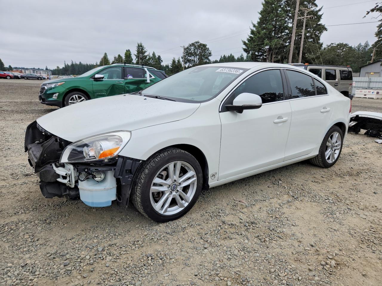 2013 Volvo S60 T5 Premier, VIN YV1612FS0D2202367 — Front end