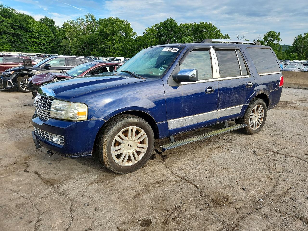 2009 Lincoln Navigator, VIN 5LMFU28509EJ00523 — Мелкие вмятины и царапины