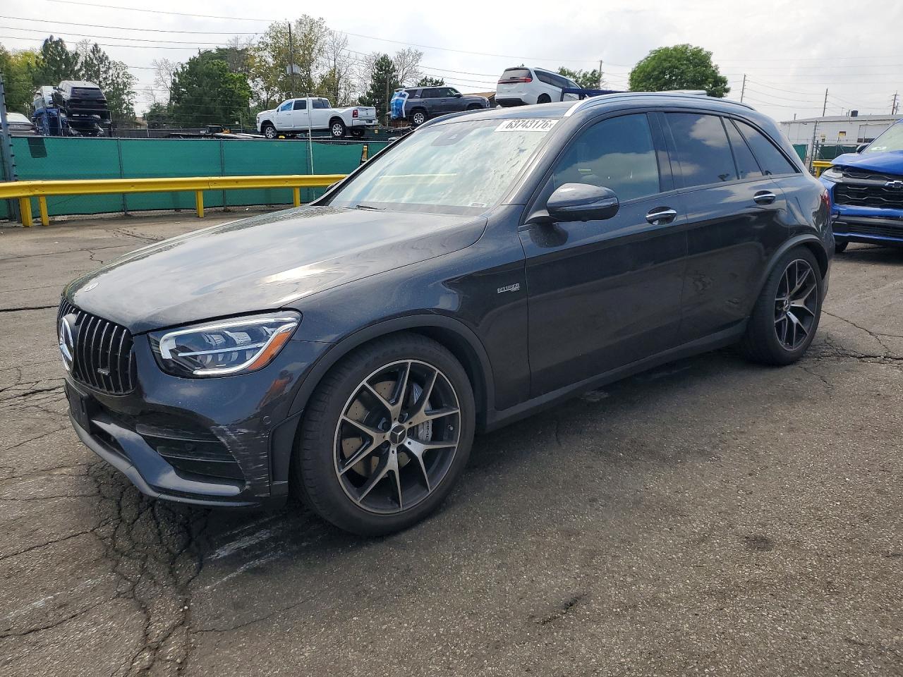 2022 Mercedes-Benz GLC 43 AMG, VIN W1N0G6EB0NG039476 — Бок