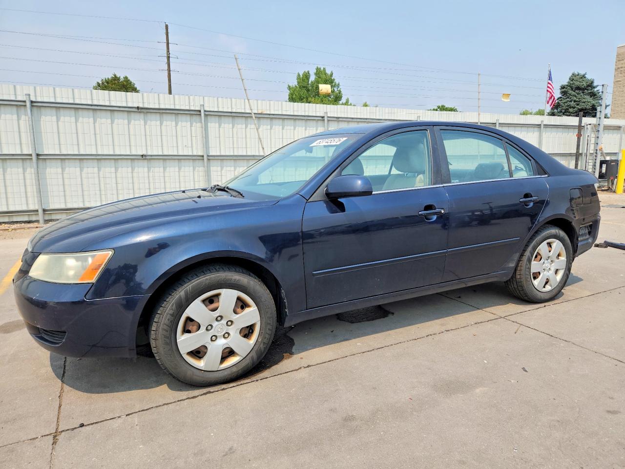 2007 Hyundai Sonata GLS, VIN 5NPET46C87H233532 — Rear end