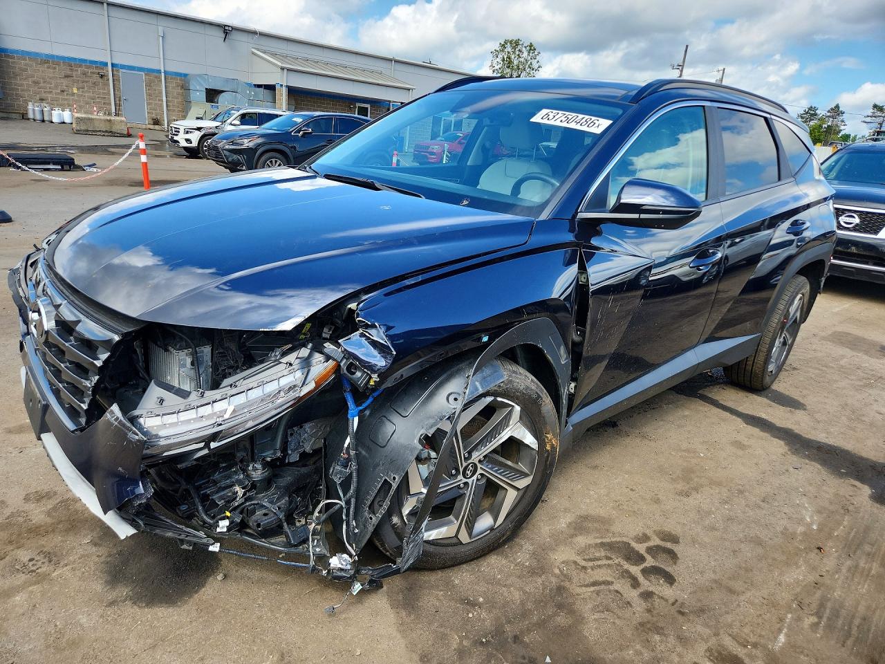 2023 Hyundai Tucson SEL Convenience, VIN KM8JFCA10PU120519 — Перед