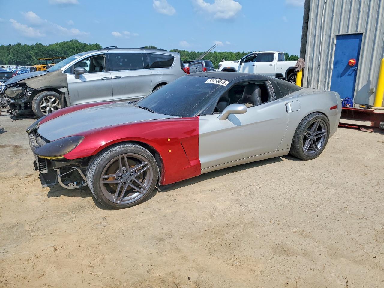 2008 Chevrolet Corvette, VIN 1G1YY26W985100138 — Front end