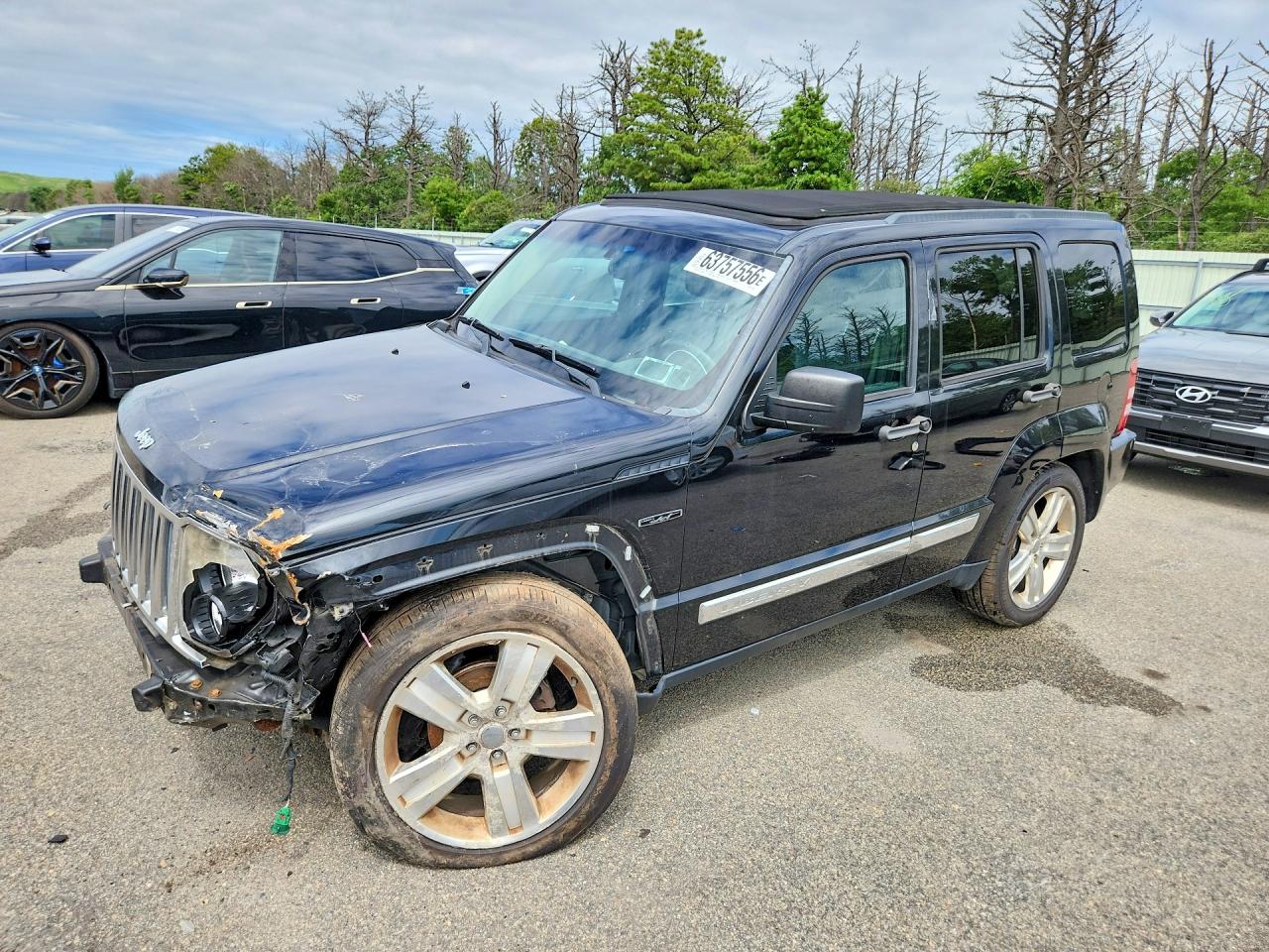 2012 Jeep Liberty Limited Jet, VIN 1C4PJMFK7CW207269 — Перед