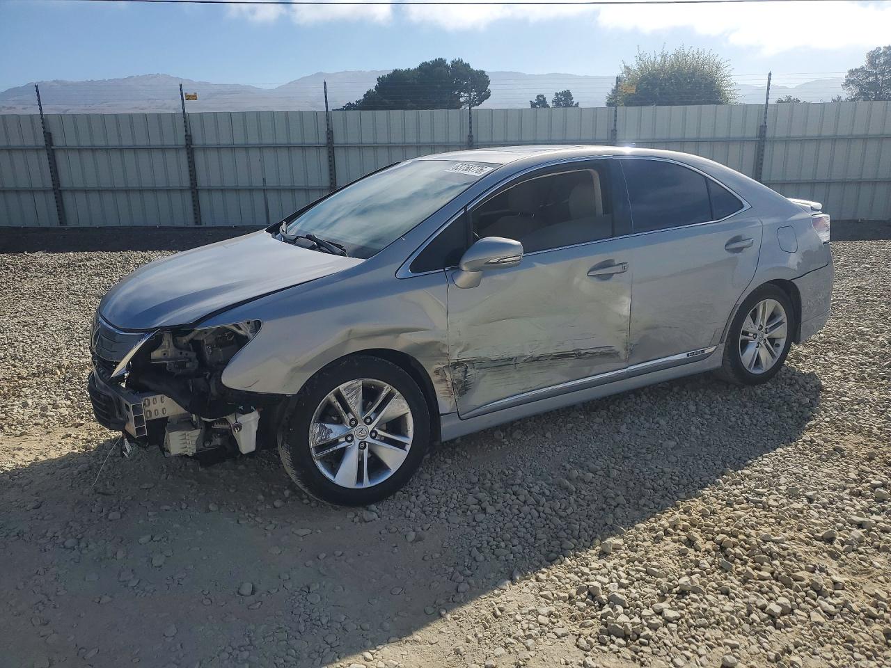 2010 Lexus HS 250h, VIN JTHBB1BA0A2035561 — Front end