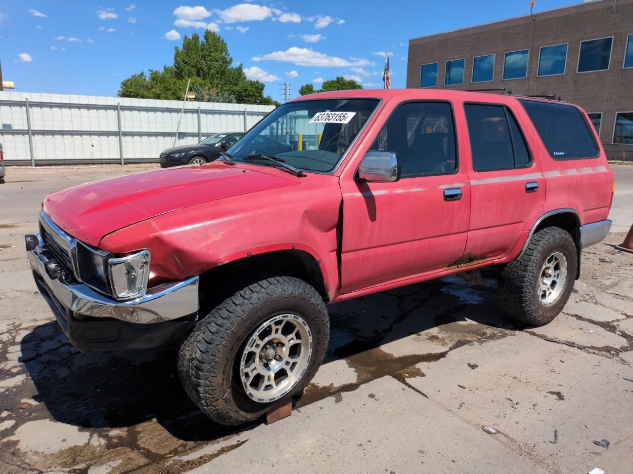 1991 Toyota 4Runner, VIN JT3VN39W5M0071043 — Front end