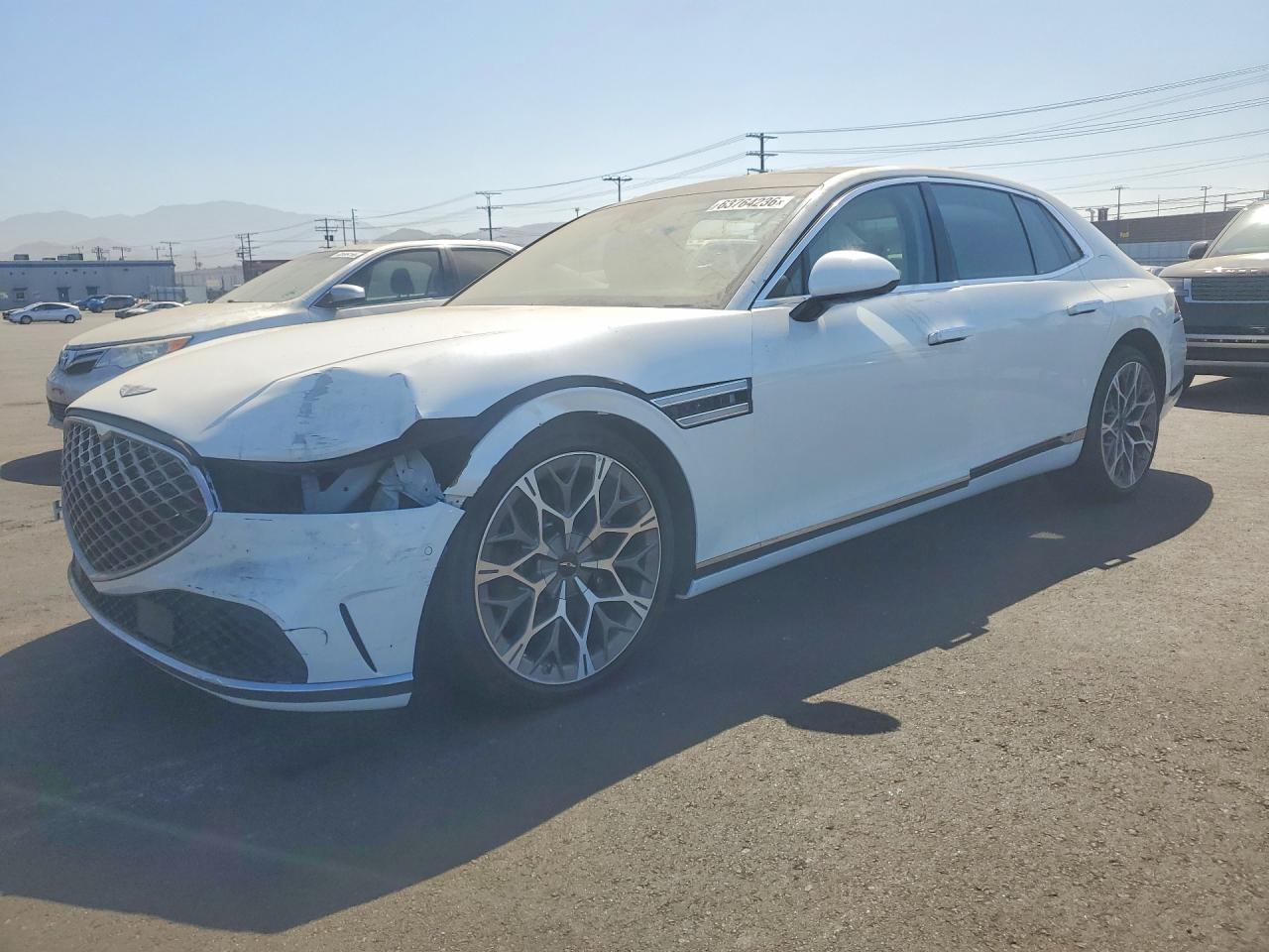 2025 Genesis G90 e-SC, VIN KMTFC4SD2SU053515 — Front end