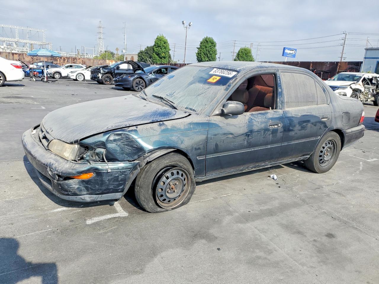 1997 Toyota Corolla CE, VIN 1NXBA02E9VZ654473 — Перед