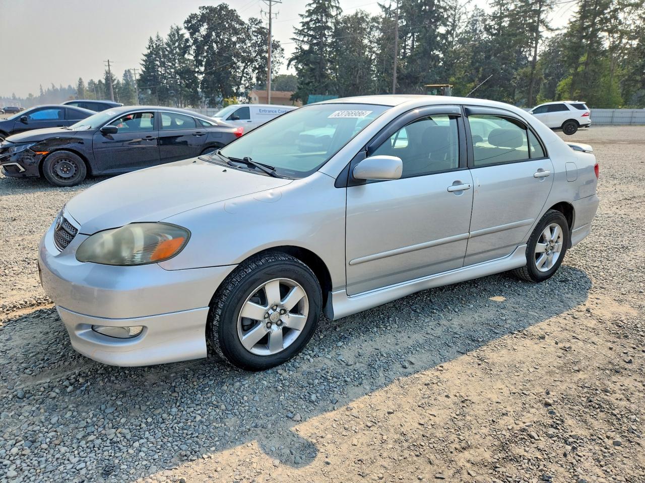 2005 Toyota Corolla LE, VIN 2T1BR32EX5C476617 — Front end