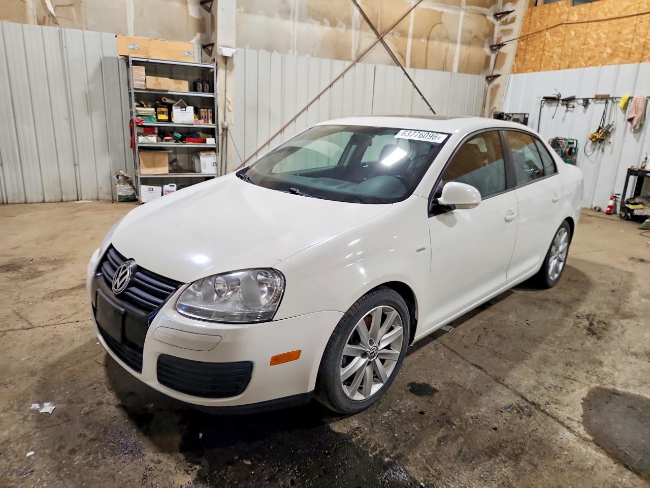 2010 Volkswagen Jetta Wolfsburg Edition, VIN 3VWRA7AJ9AM036673 — Mechanical