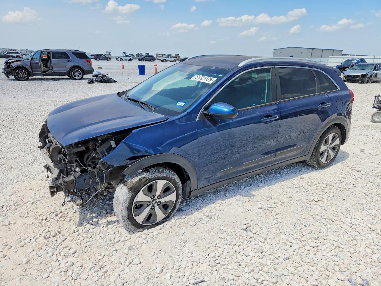 2018 Kia Niro LX, VIN KNDCB3LCXJ5128491 — Перед