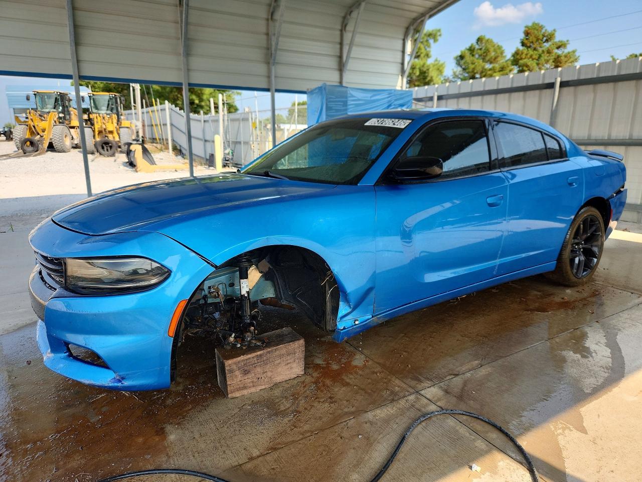 2019 Dodge Charger SXT, VIN 2C3CDXBGXKH522710 — Перед