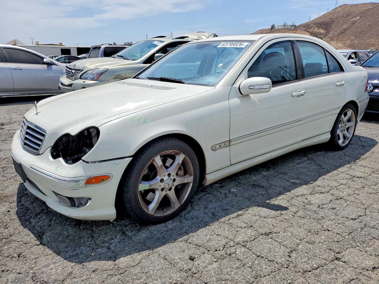 2007 Mercedes-Benz C 230 Sport, VIN WDBRF52H07F917130 — Перед