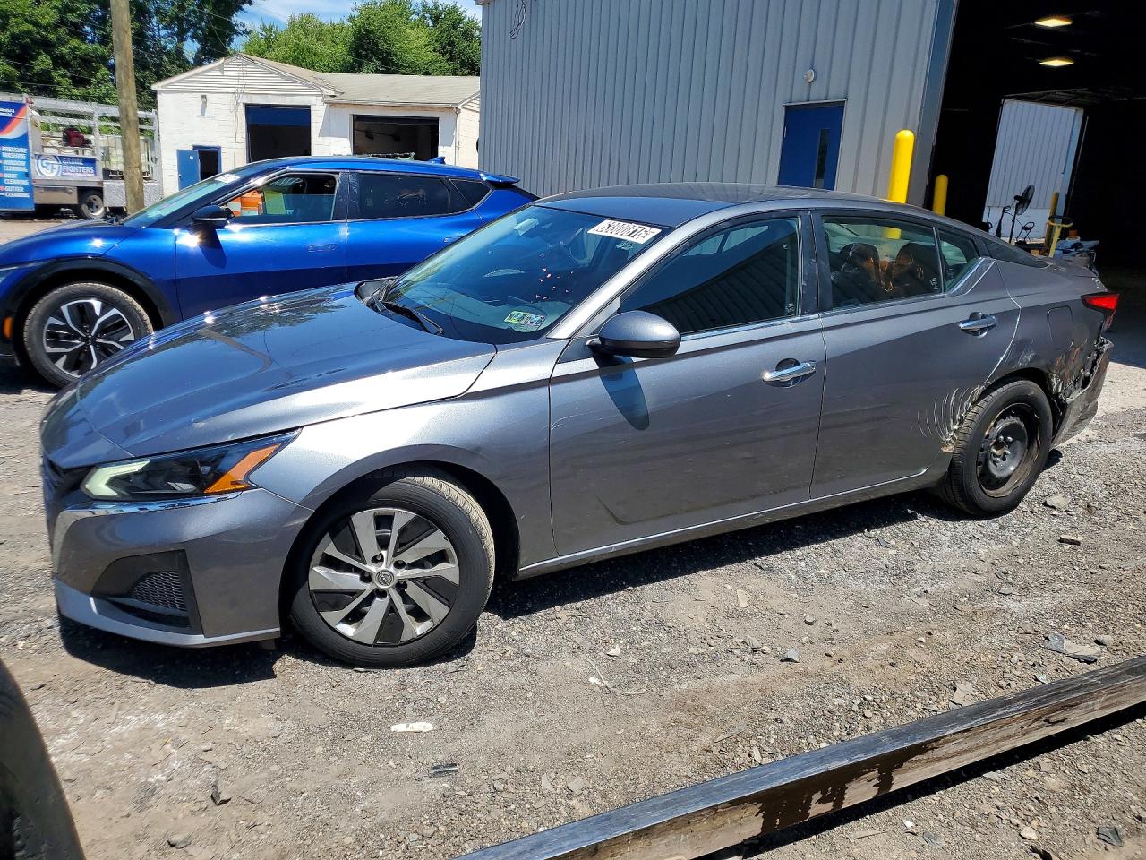 2023 Nissan Altima S, VIN 1N4BL4BV7PN339132 — Rear end