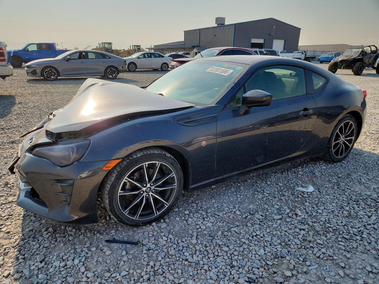2017 Toyota 86, VIN JF1ZNAA15H8704512 — Front end