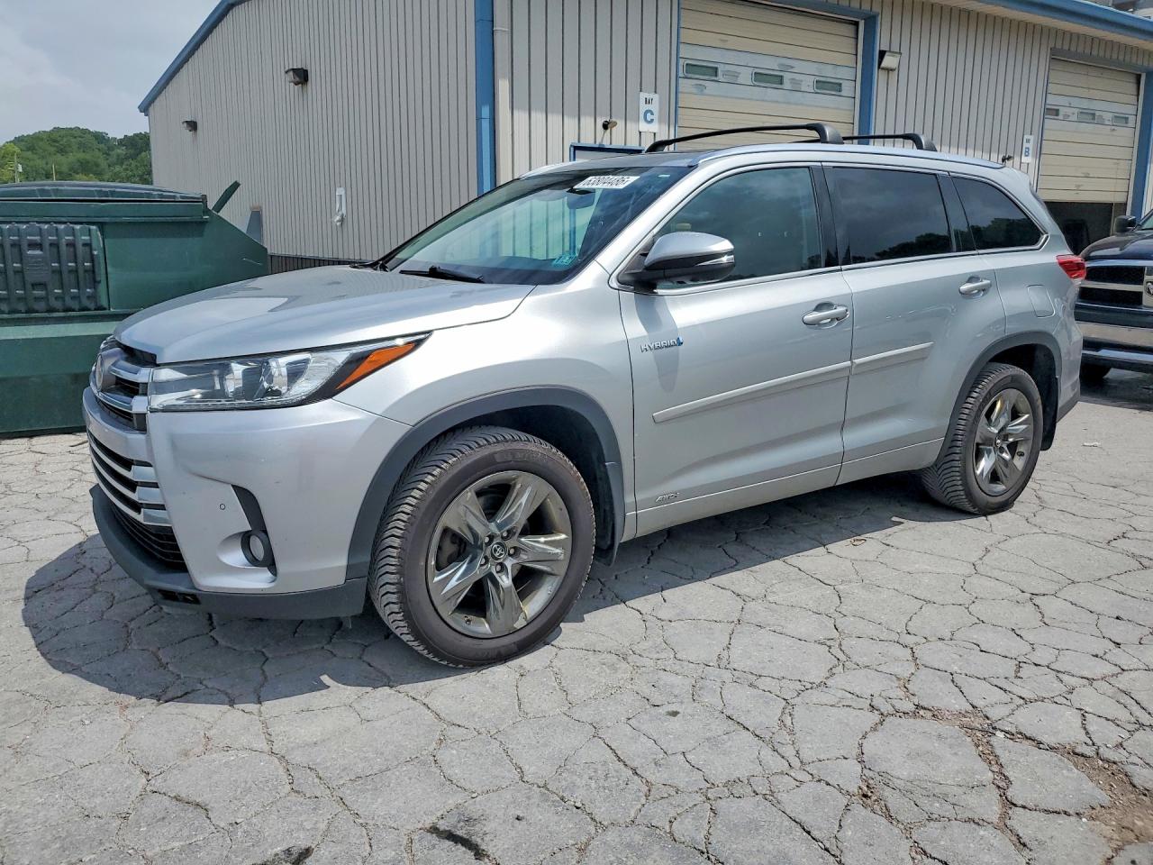 2017 Toyota Highlander Hybrid Limited Platinum, VIN 5TDDGRFHXHS024006 — Minor dents and scratches