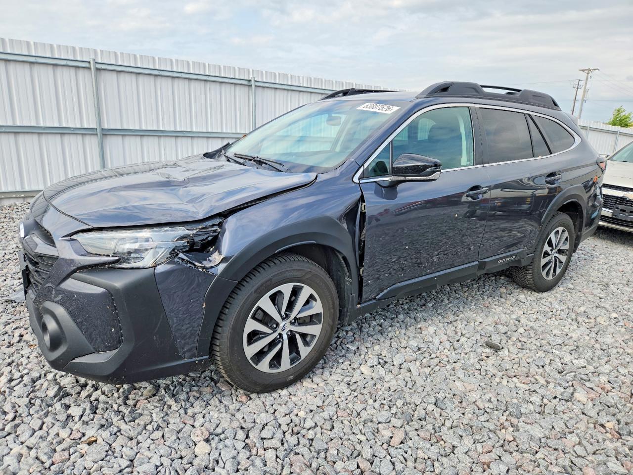 2023 Subaru Outback Premium, VIN 4S4BTADC4P3145671 — Front end