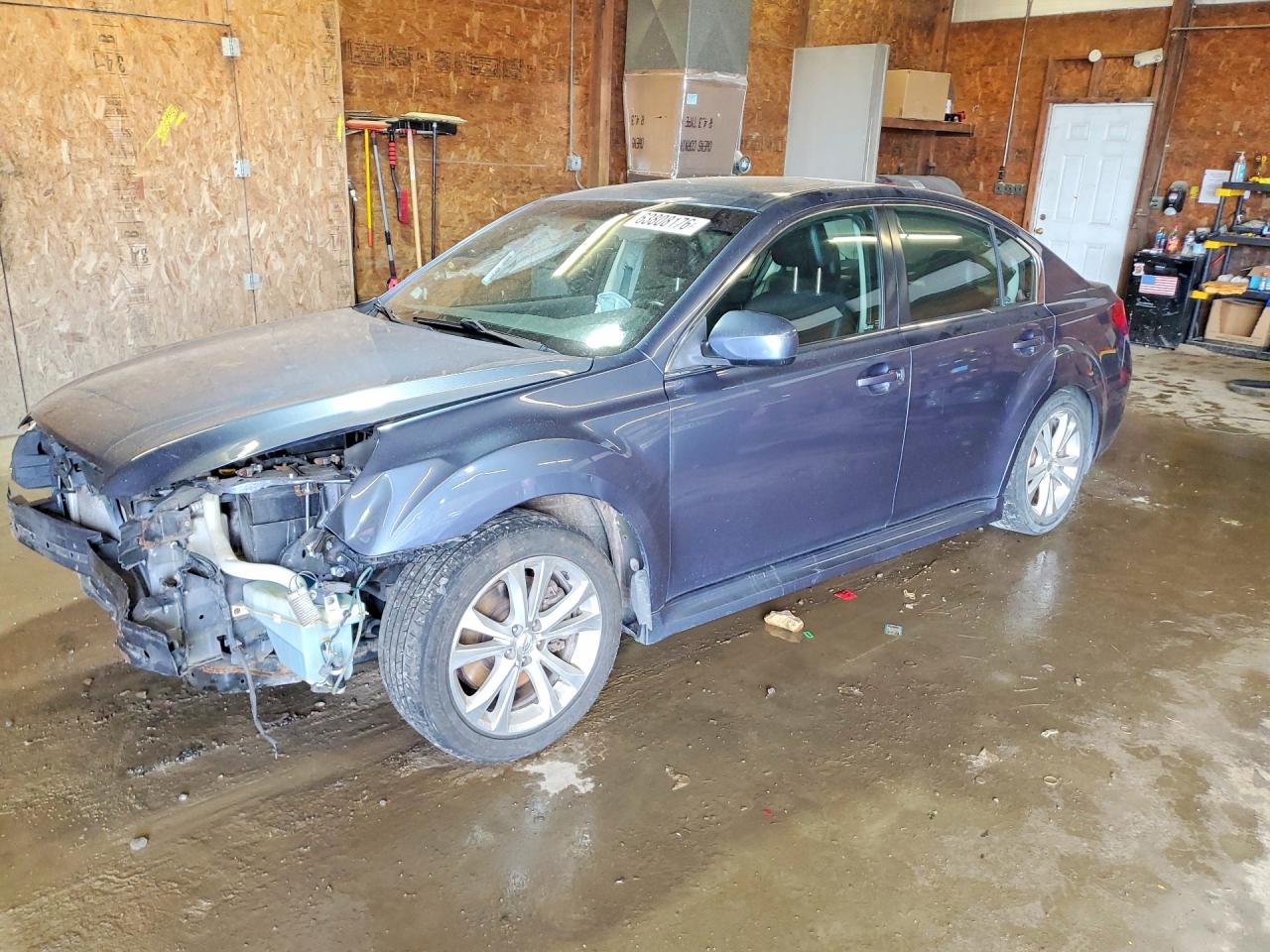 2013 Subaru Legacy Limited, VIN 4S3BMDK69D2010431 — Перед