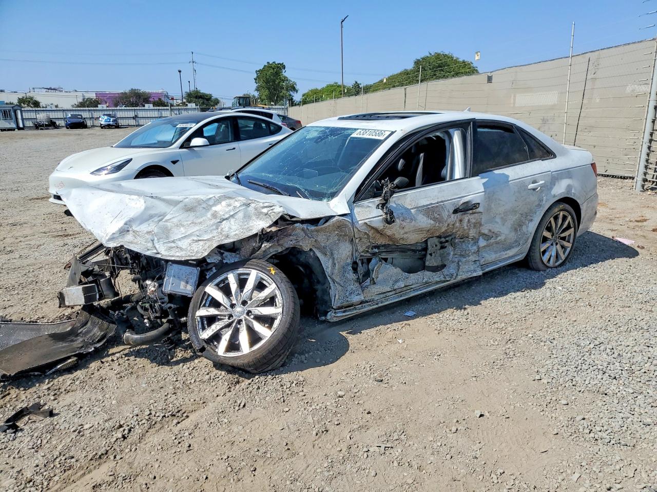2018 Audi A4 Premium, VIN WAUKMAF4XJN019783 — Front end