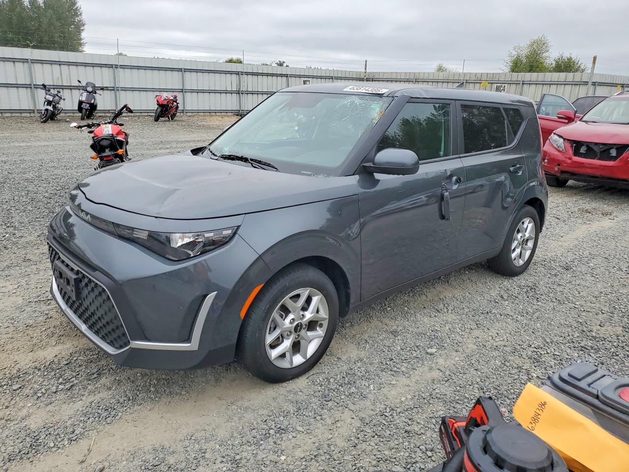 2024 Kia Soul LX, VIN KNDJ23AU9R7913443 — Front end