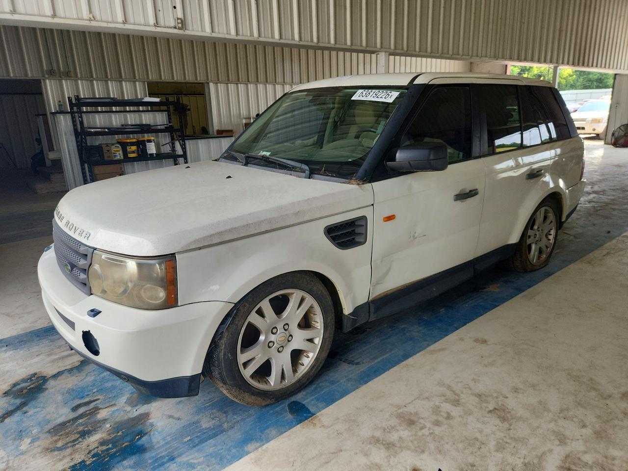 2006 Land Rover Range Rover Sport HSE, VIN SALSF254X6A963661 — Minor dents and scratches