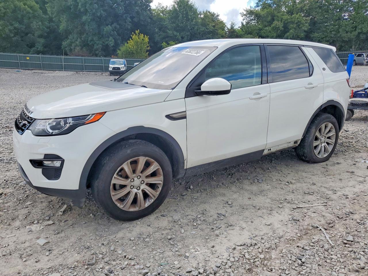 2019 Land Rover Discovery Sport SE, VIN SALCP2FX7KH829587 — Front end
