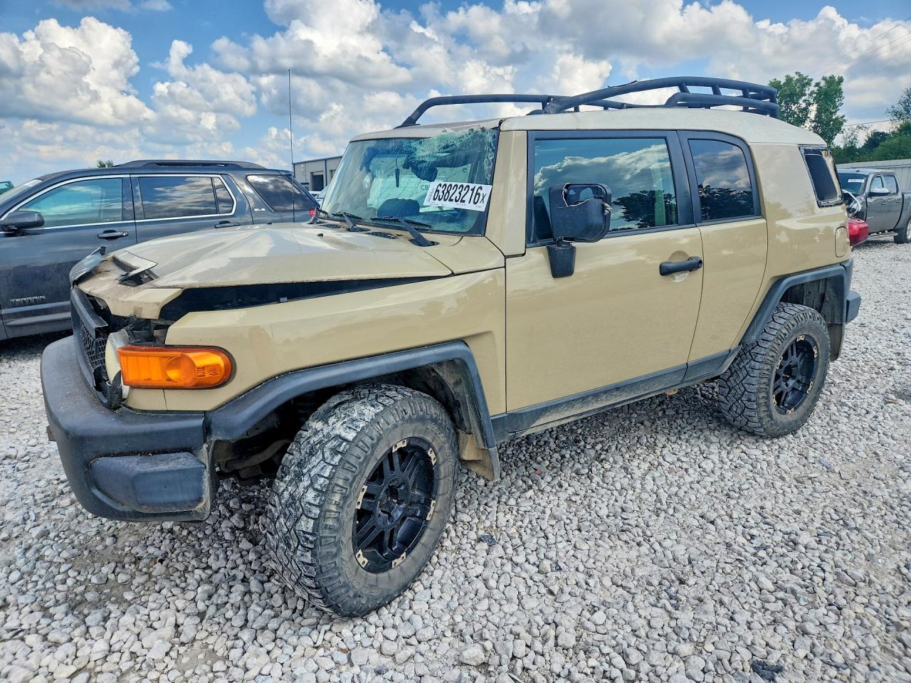 2011 Toyota FJ Cruiser, VIN JTEBU4BF3BK100943 — All over