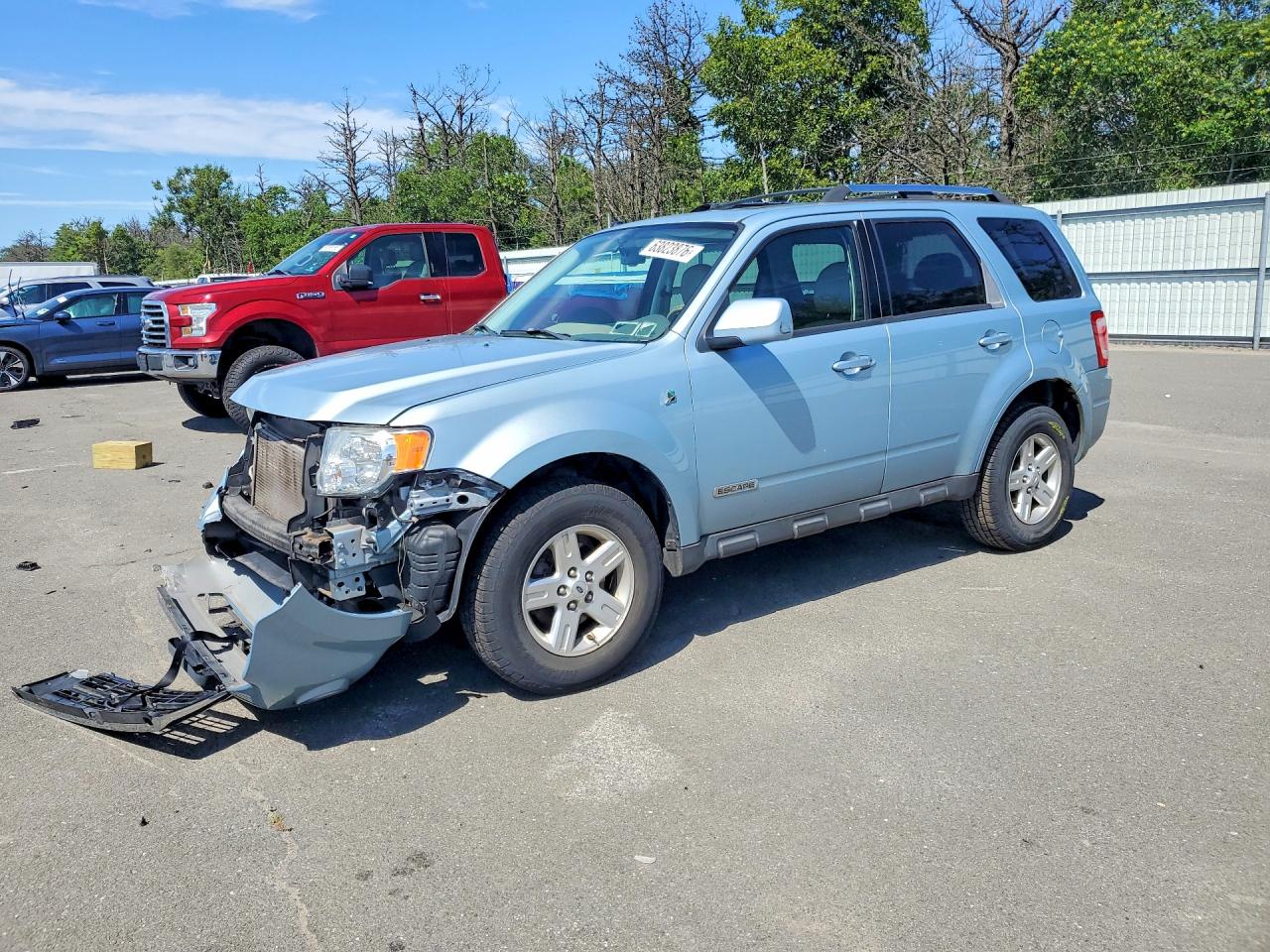 2008 Ford Escape Hybrid, VIN 1FMCU59H98KC80178 — Front end