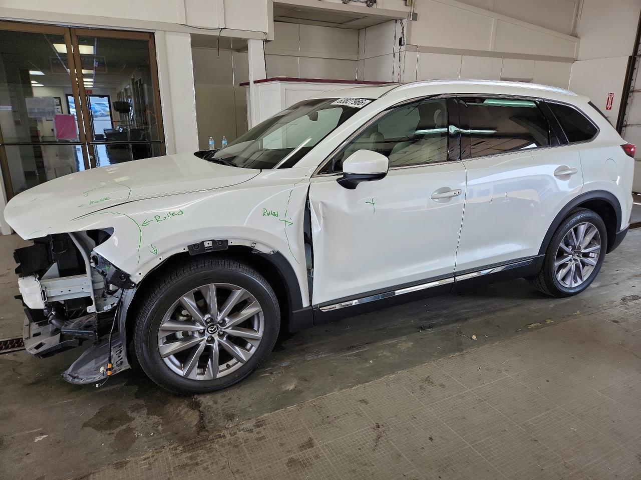 2021 Mazda CX-9 Grand Touring, VIN JM3TCBDY7M0537445 — Front end
