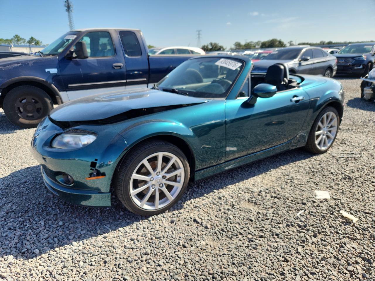 2008 Mazda MX-5 Miata Grand Touring, VIN JM1NC26F380145856 — Перед