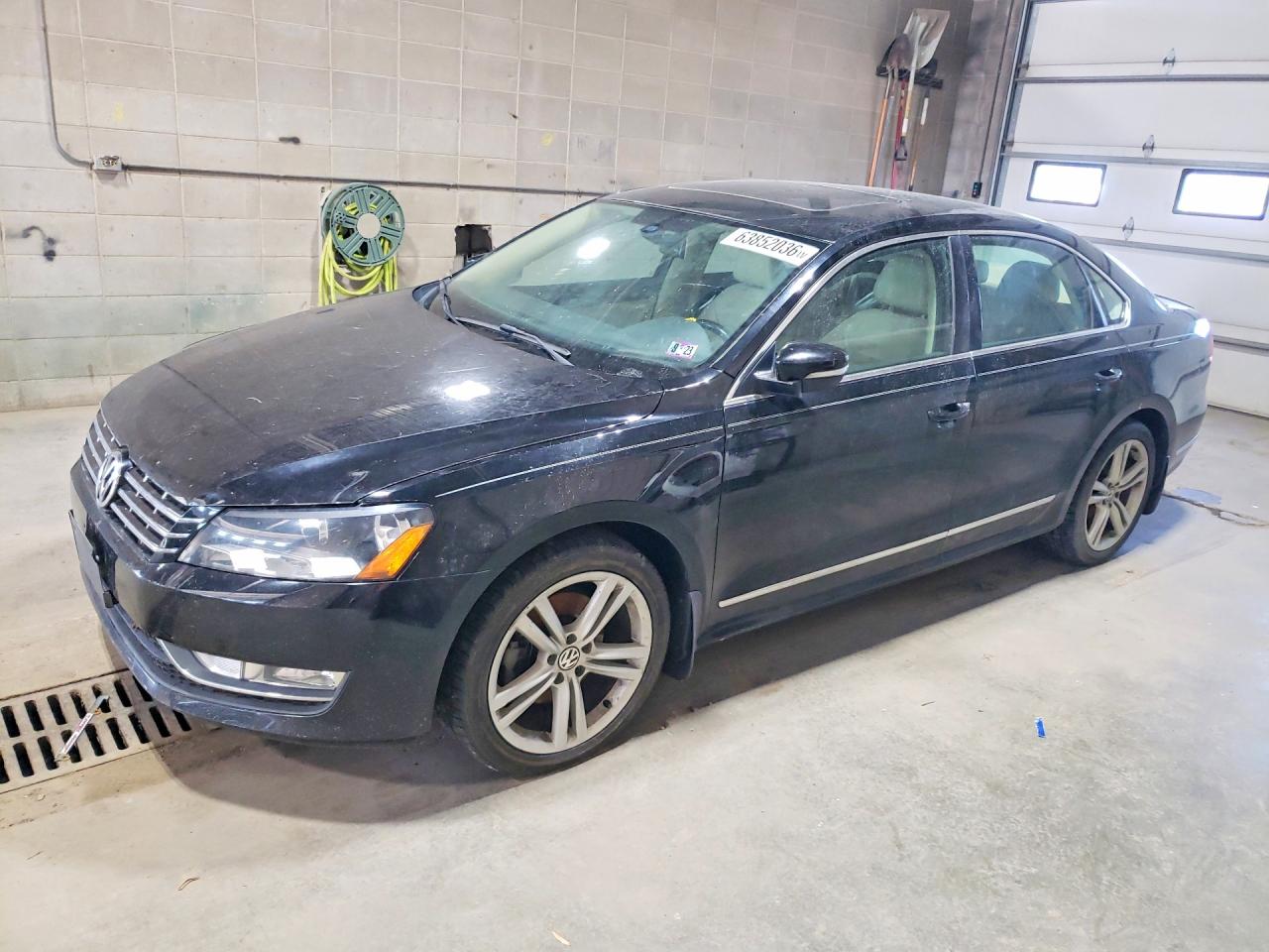 2015 Volkswagen Passat SEL Premium, VIN 1VWCV7A38FC033882 — Mechanical