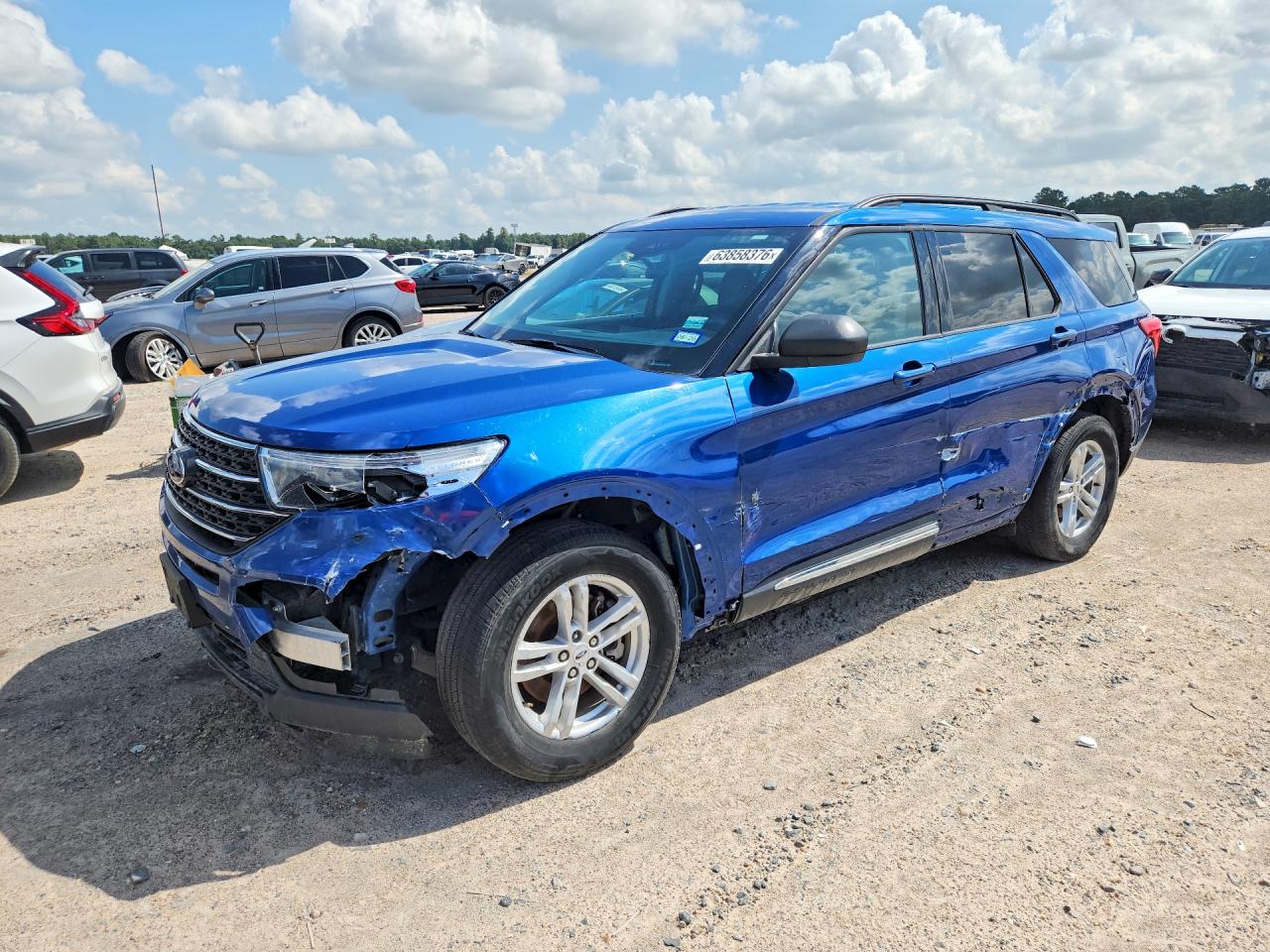 2023 Ford Explorer XLT, VIN 1FMSK7DH6PGA97469 — Front end