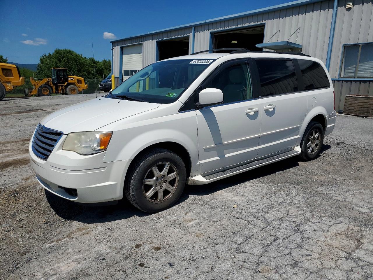 2008 Chrysler Town & Country Touring, VIN 2A8HR54P28R842703 — Rear end