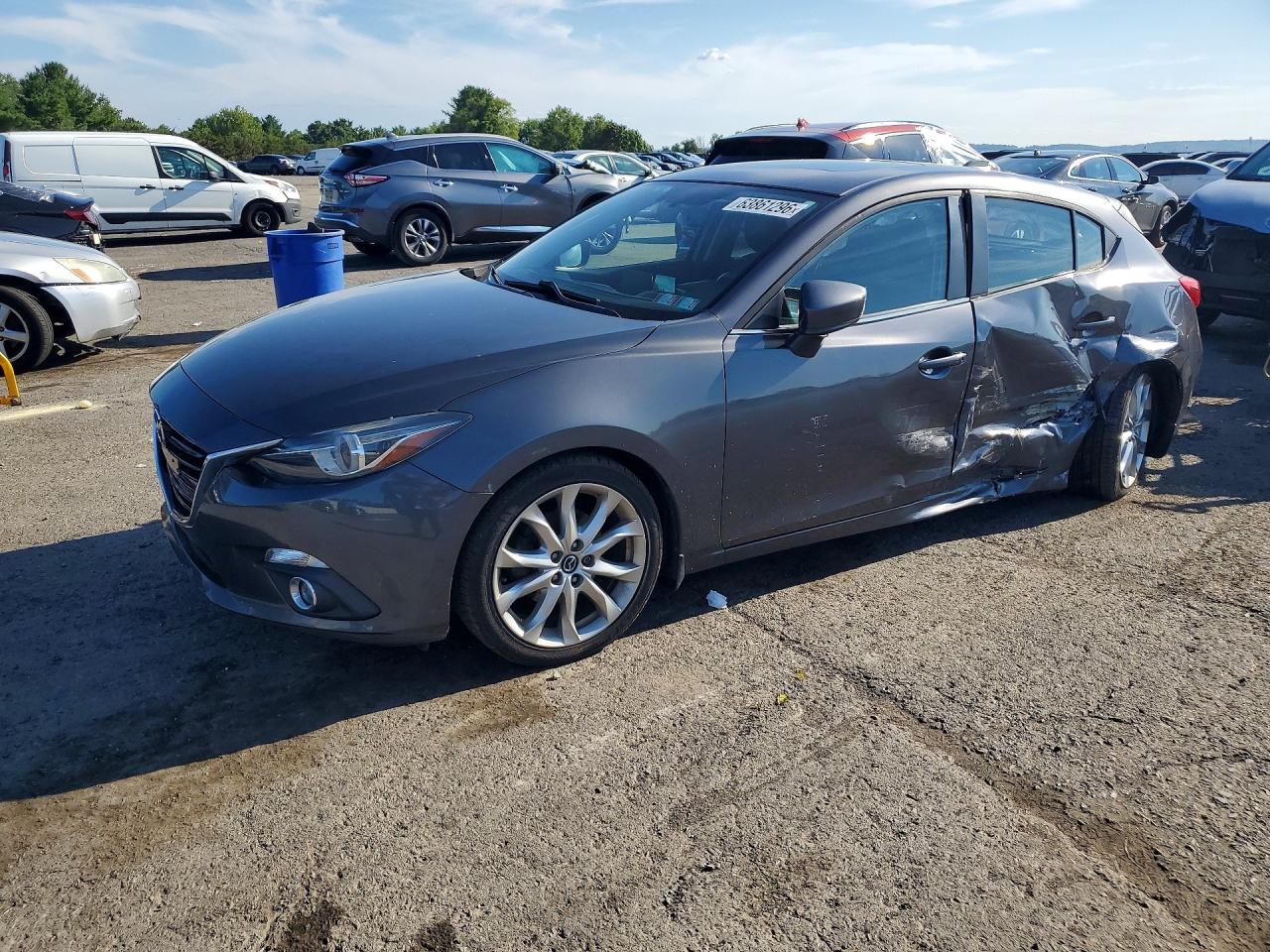 2014 Mazda 3 S Grand Touring, VIN JM1BM1M39E1144218 — Side