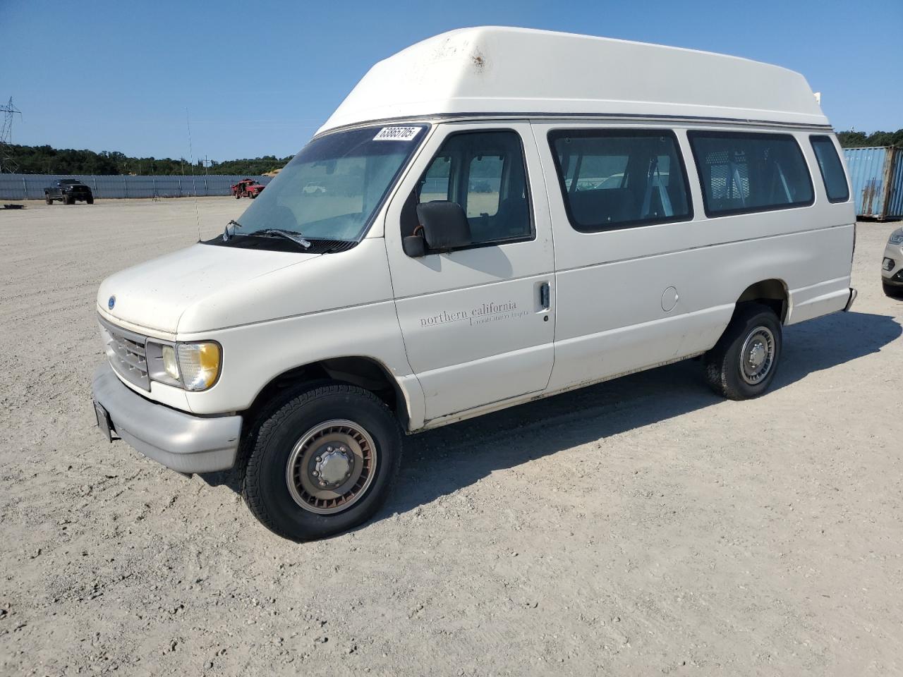 1992 Ford Econoline Wagon XL, VIN 1FBJS31H2NHA19442 — Mechanical