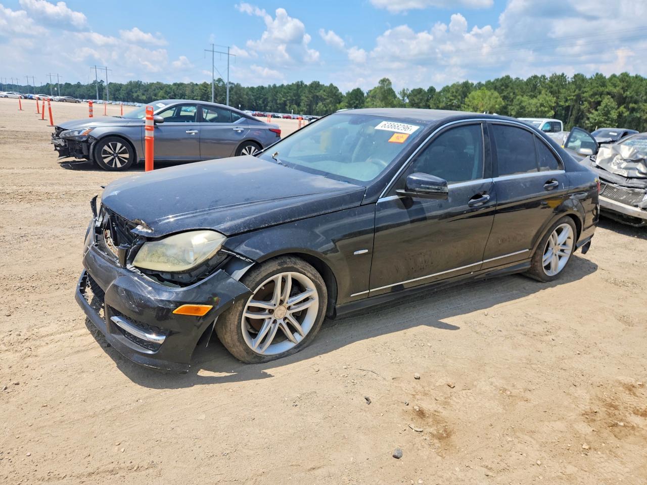 2012 Mercedes-Benz C 250 Sport, VIN WDDGF4HB7CR220879 — Front end