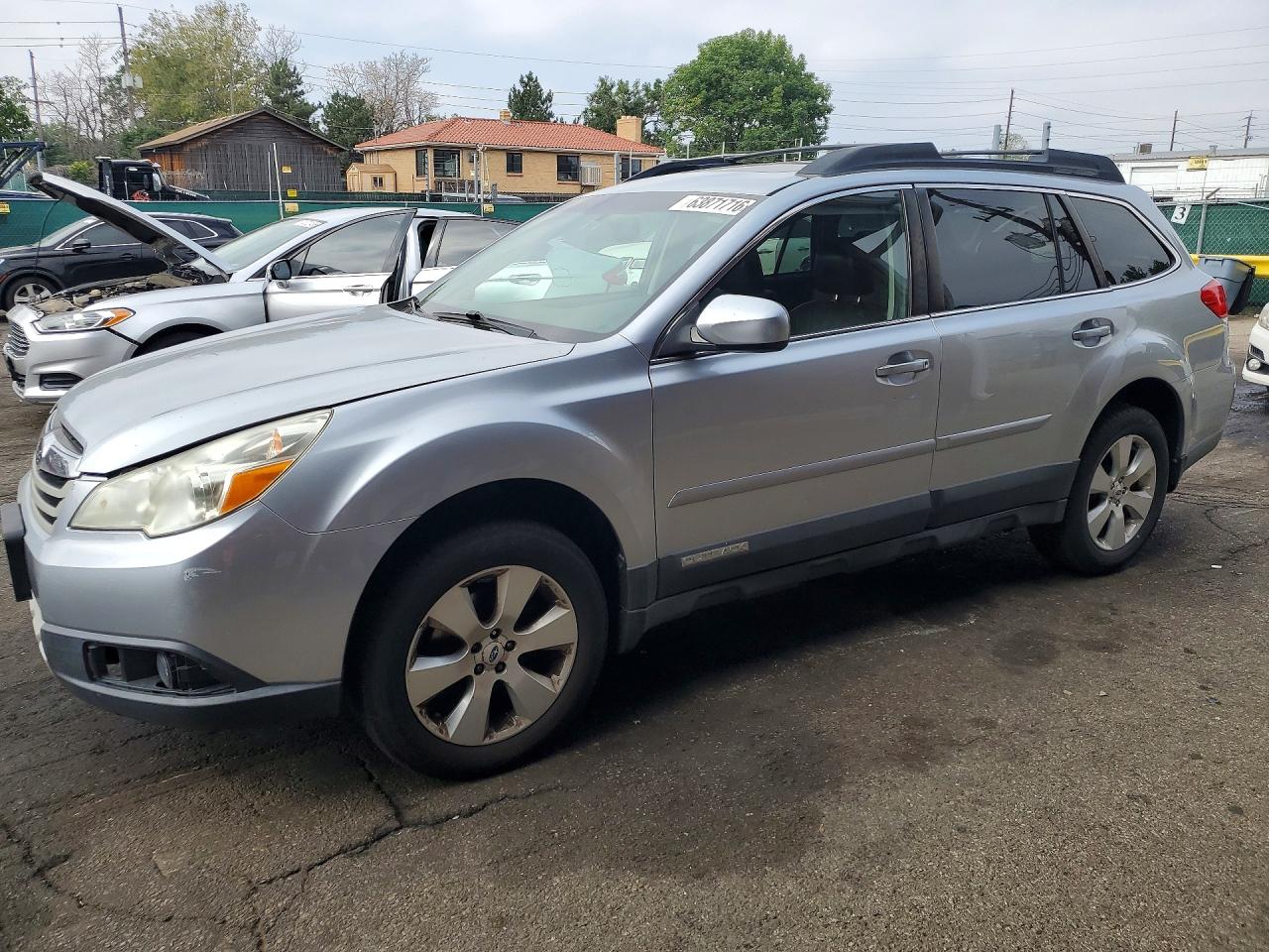 2012 Subaru Outback Limited, VIN 4S4BRBKC8C3283313 — Minor dents and scratches