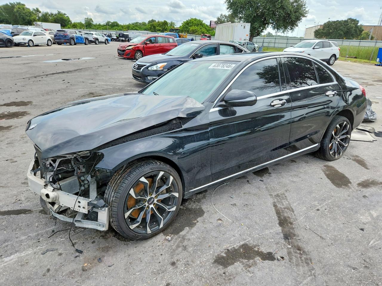 2016 Mercedes-Benz C 300, VIN 55SWF4JB0GU101453 — Днище