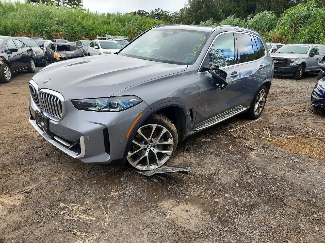 2025 BMW X5 xDrive40i, VIN 5UX23EU00S9Z59063 — Бок