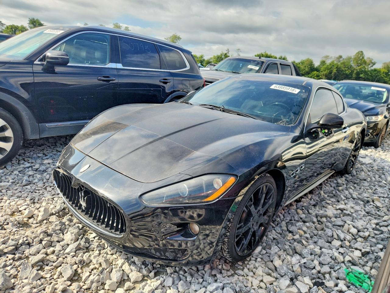 2009 Maserati GranTurismo, VIN ZAMHJ45A390045368 — Перед