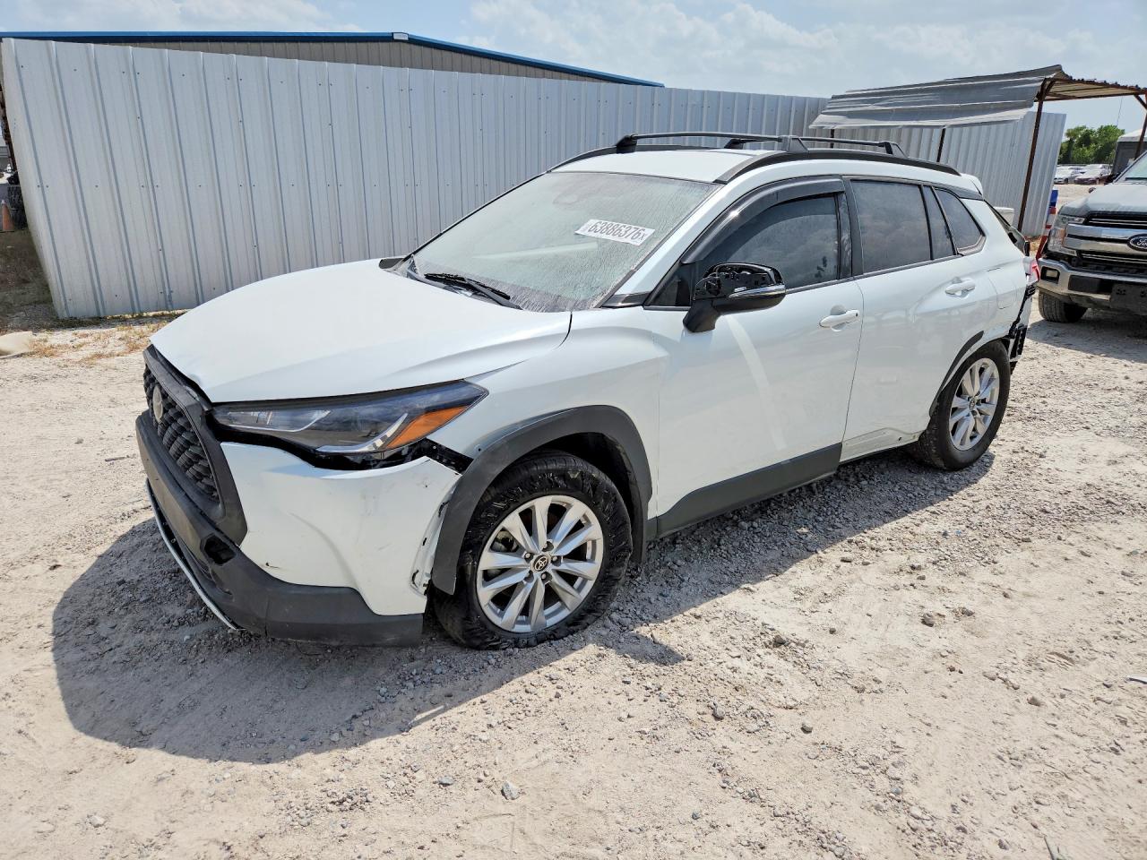 2023 Toyota Corolla Cross LE, VIN 7MUCAAAG3PV046608 — Front end